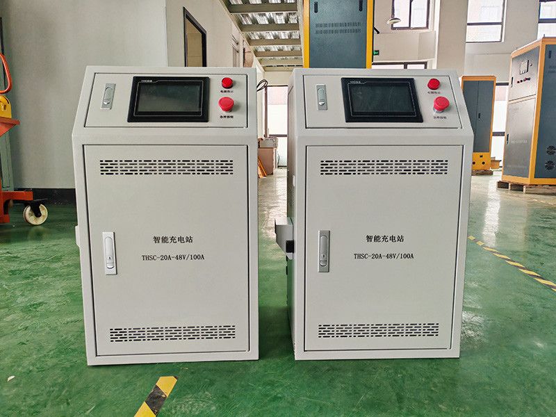 48V 100A自动伸缩充电站