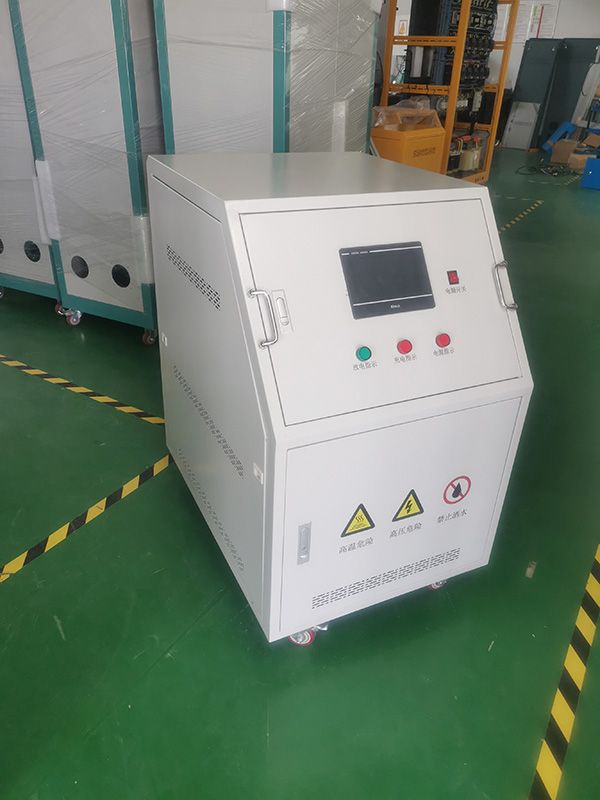 移到式硅整流充电机