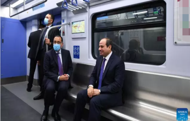 天恒电气助力埃及斋月十日城铁路项目通车